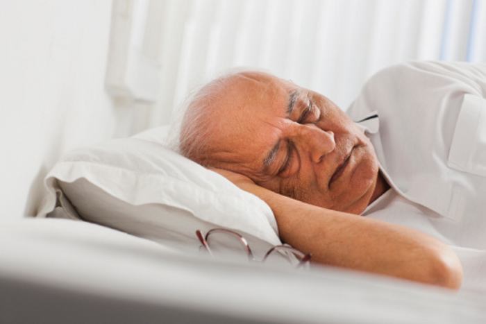 sueño-personas-mayores-dormir-bien-sueño-galicia-unidad-del-sueño